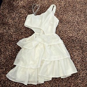Surbelle white summer dress. Size small